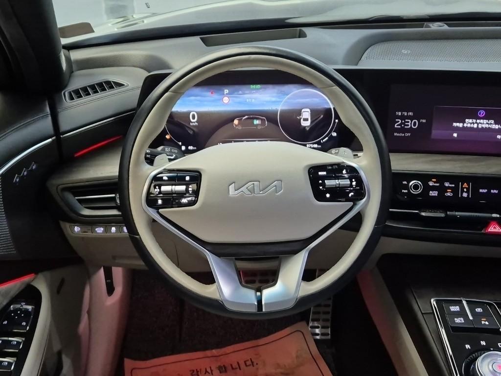 KIA K8 - Vista 9