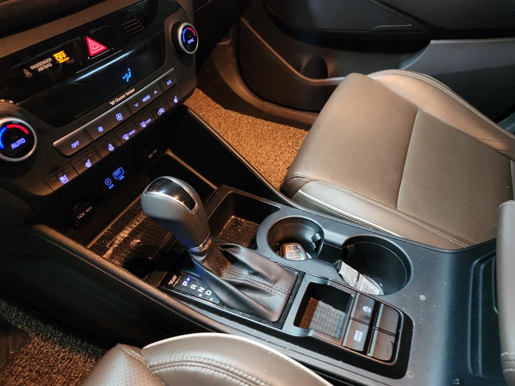 HYUNDAI Tucson - Vista 9