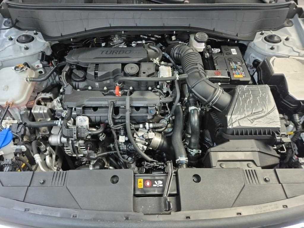 HYUNDAI Kona - Vista 5