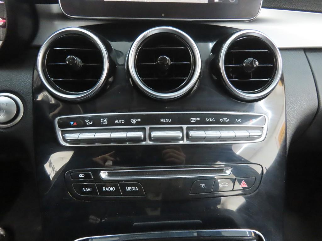Mercedes Benz C Class - Vista 11