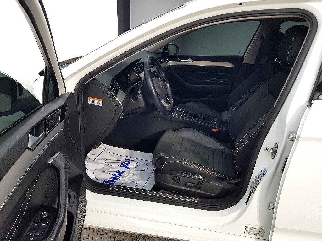 Volkswagen Passat - Vista 8