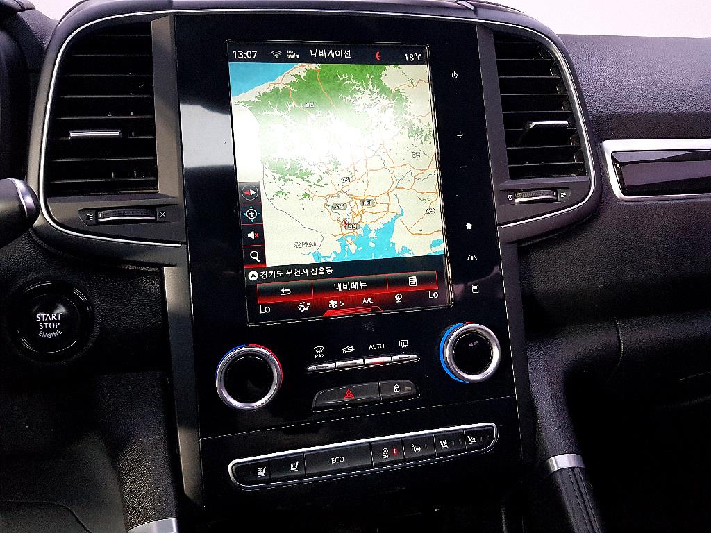 SAMSUNG QM6 - Vista 11