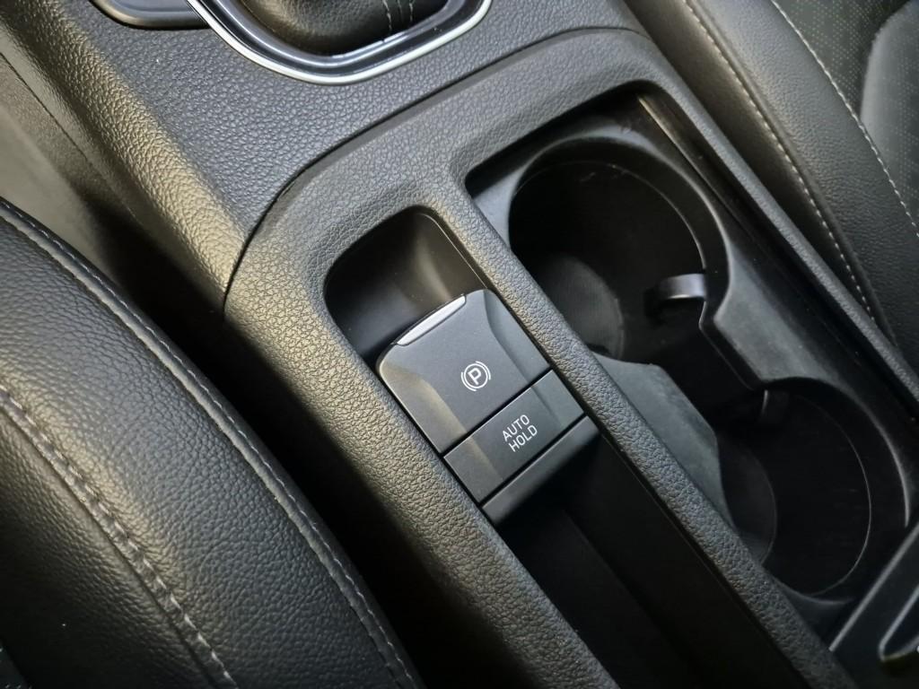 HYUNDAI i30 2018 Blanco - Importación desde Corea - HF Imports Iquique - Foto 15