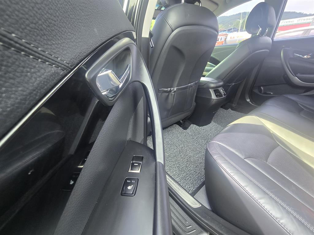 HYUNDAI Grandeur 2015 Negro - Importación desde Corea - HF Imports Iquique - Foto 16