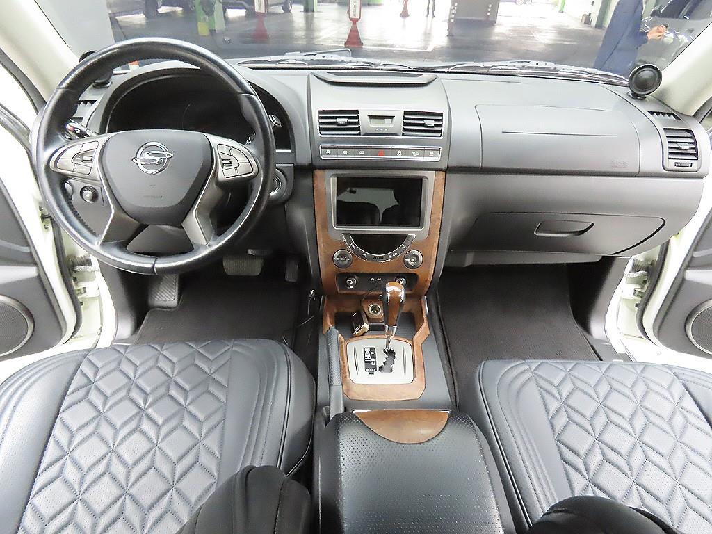 Ssangyong Rexton 2017 Blanco - Importación desde Corea - HF Imports Iquique - Foto 11