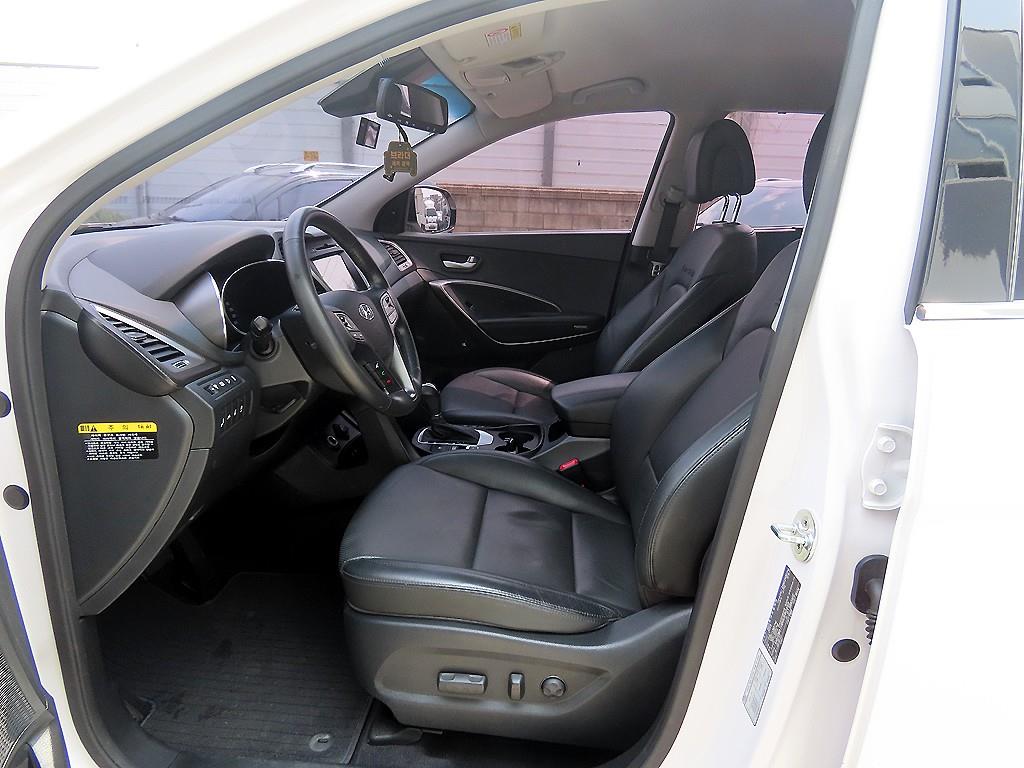 HYUNDAI Santa Fe - Vista 5