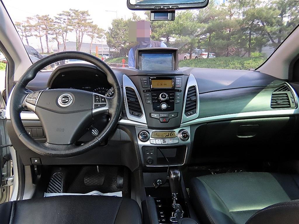Ssangyong Korando - Vista 7