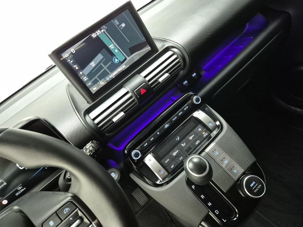 HYUNDAI Casper - Vista 10