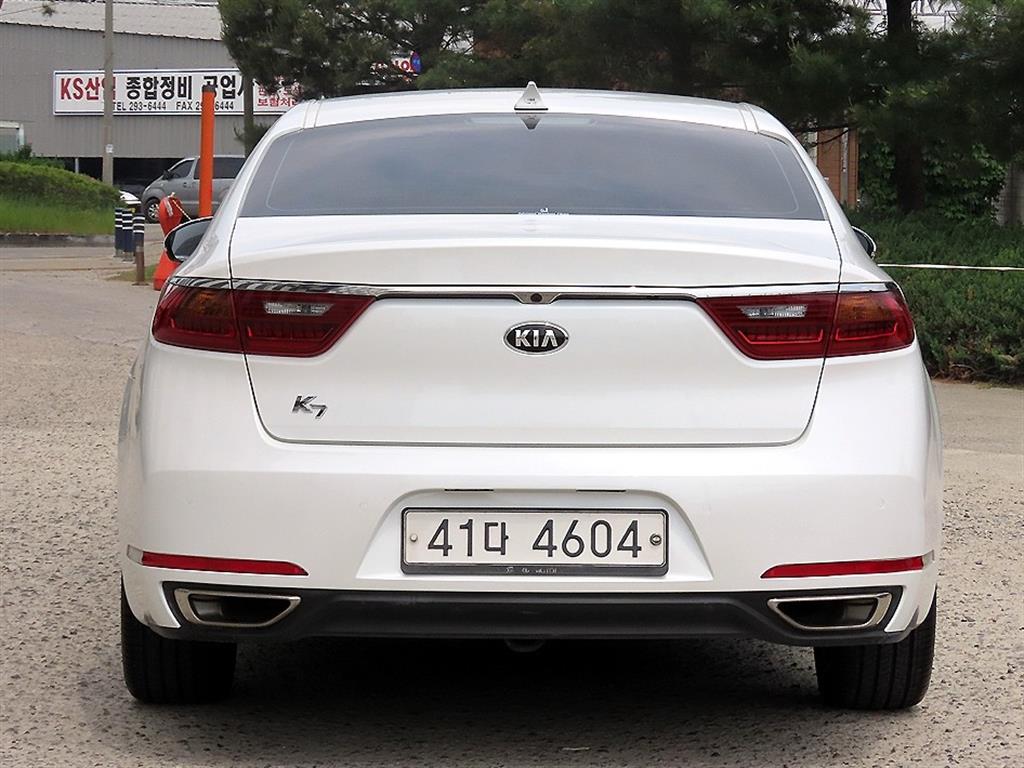 KIA K7 - Vista 4
