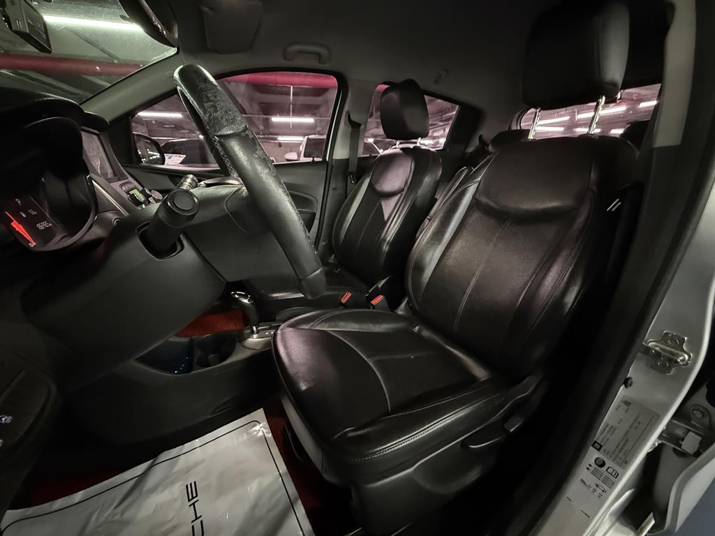 Chevrolet Spark - Vista 6