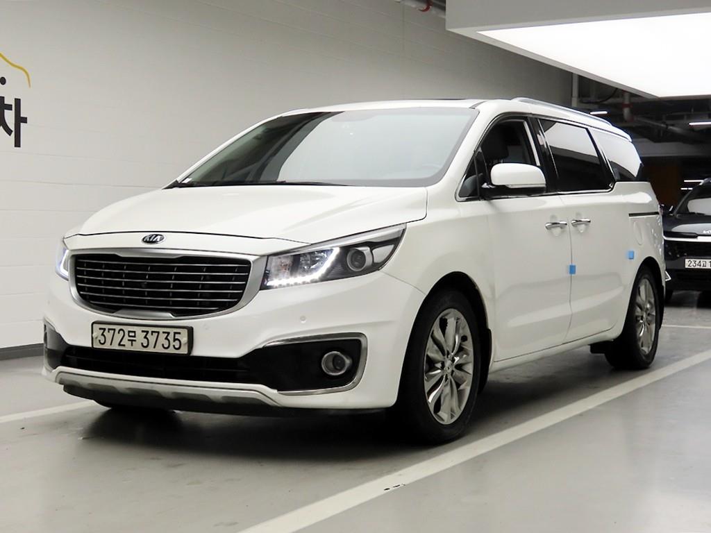 KIA Carnival - Vista 2