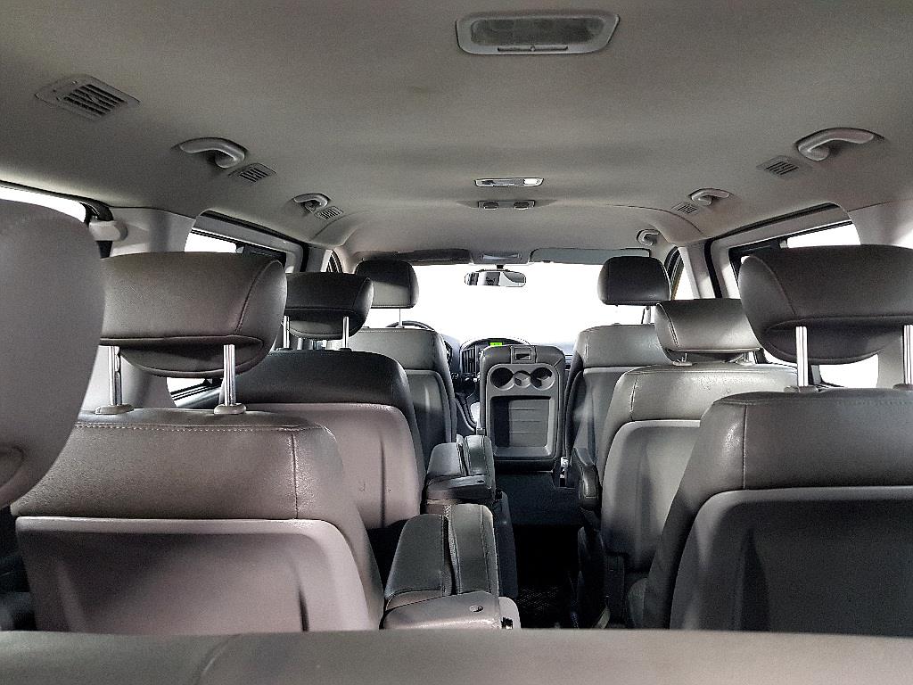 HYUNDAI Starex 2011 Amarillo - Importación desde Corea - HF Imports Iquique - Foto 16