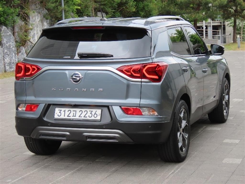 Ssangyong Korando - Vista 5
