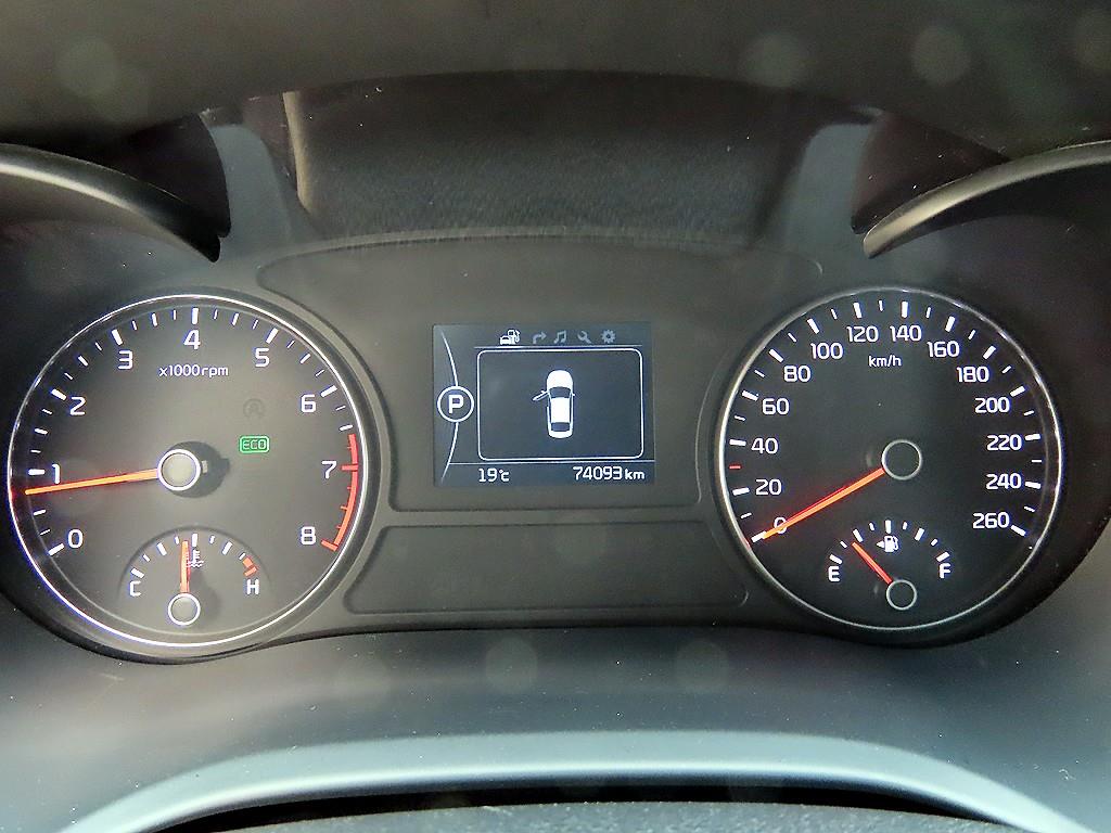 KIA K5 - Vista 9