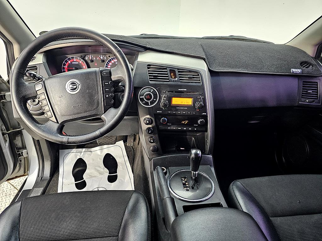 Ssangyong Korando - Vista 5