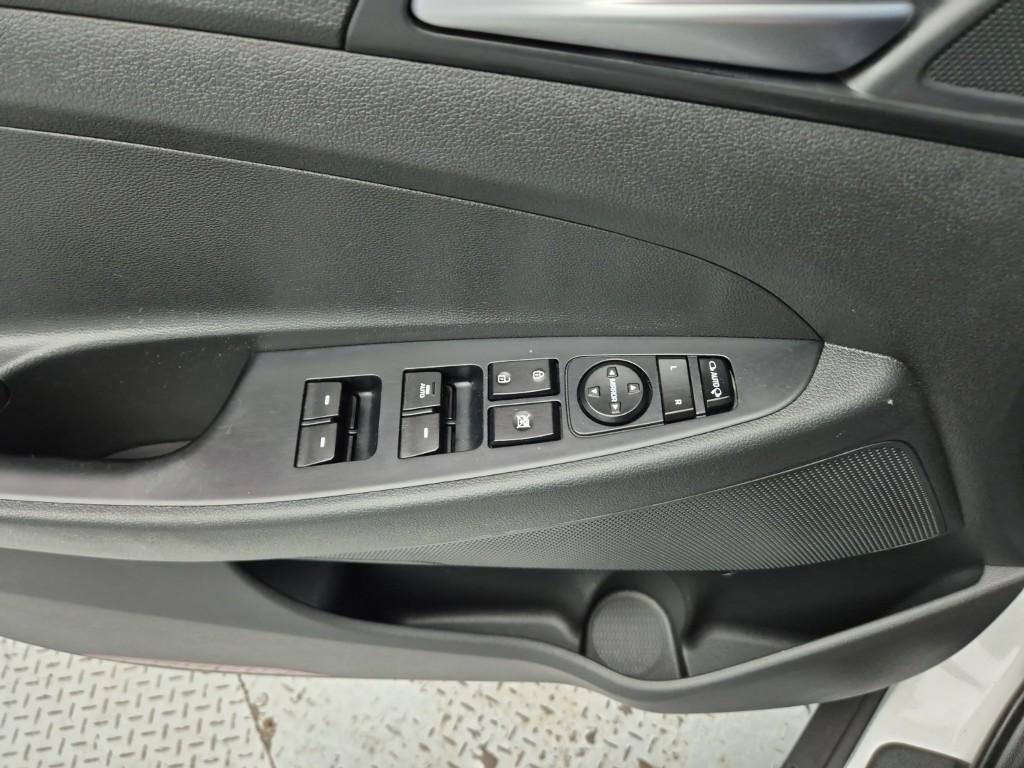 HYUNDAI Tucson 2017 Blanco - Importación desde Corea - HF Imports Iquique - Foto 17