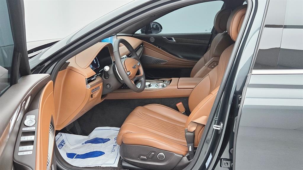 Genesis G80 - Vista 7