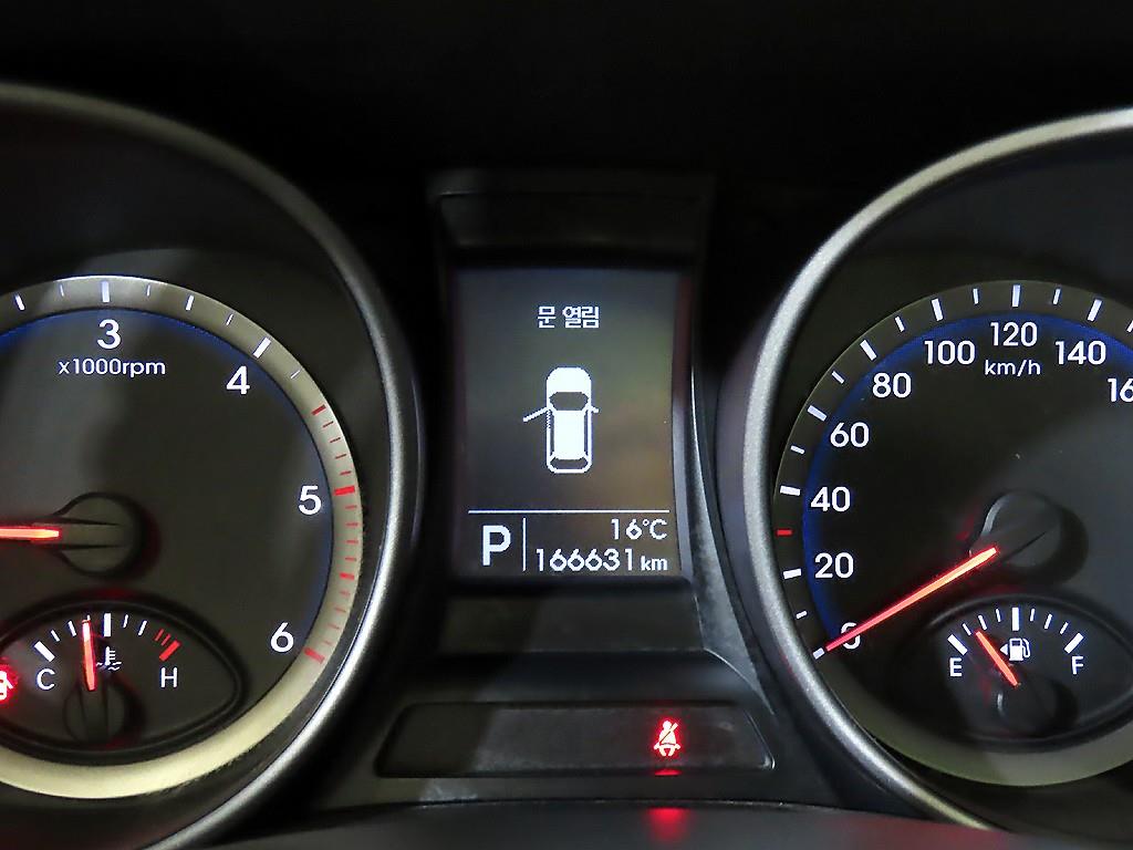HYUNDAI Santa Fe - Vista 9