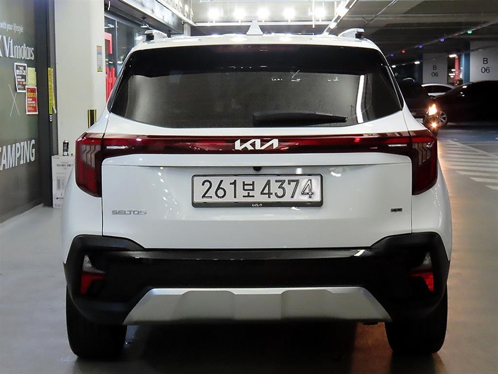 KIA Seltos - Vista 4