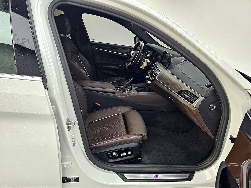 BMW 5 Series - Vista 11
