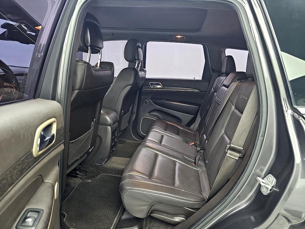 Jeep Cherokee - Vista 9