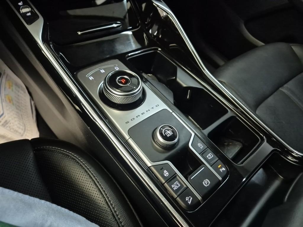 KIA Sorento - Vista 8