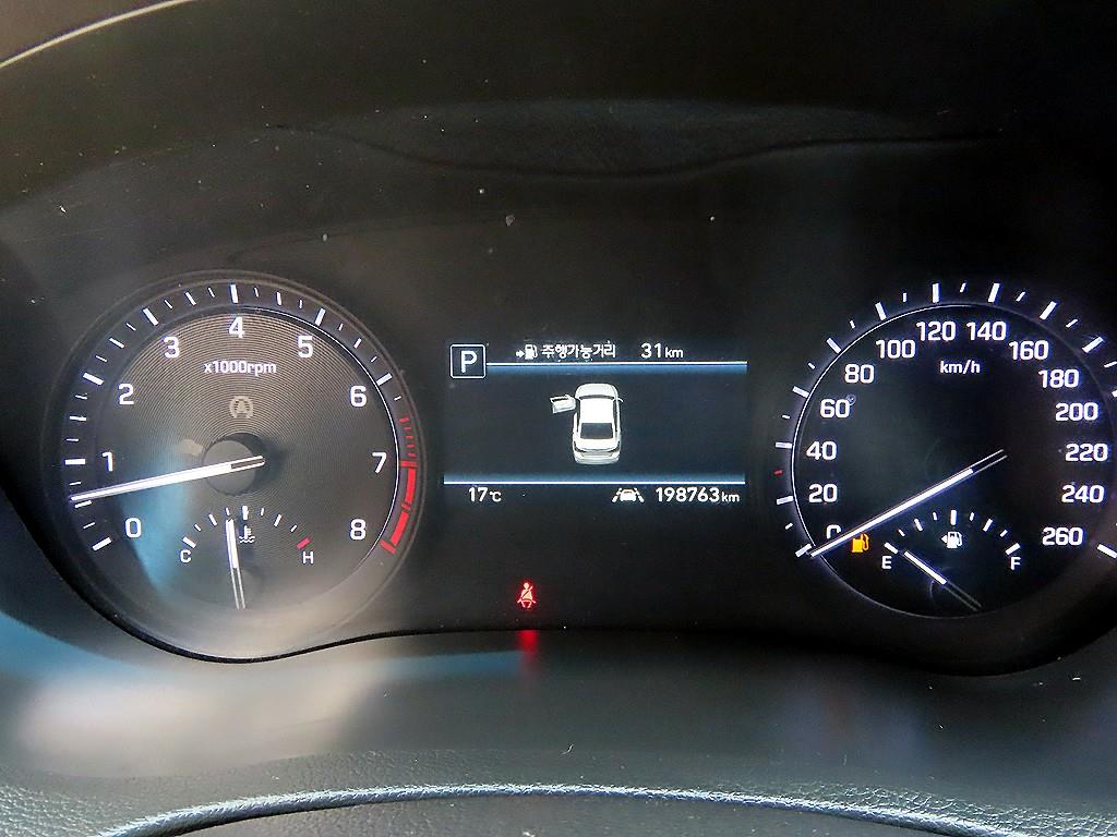 Genesis G80 - Vista 9