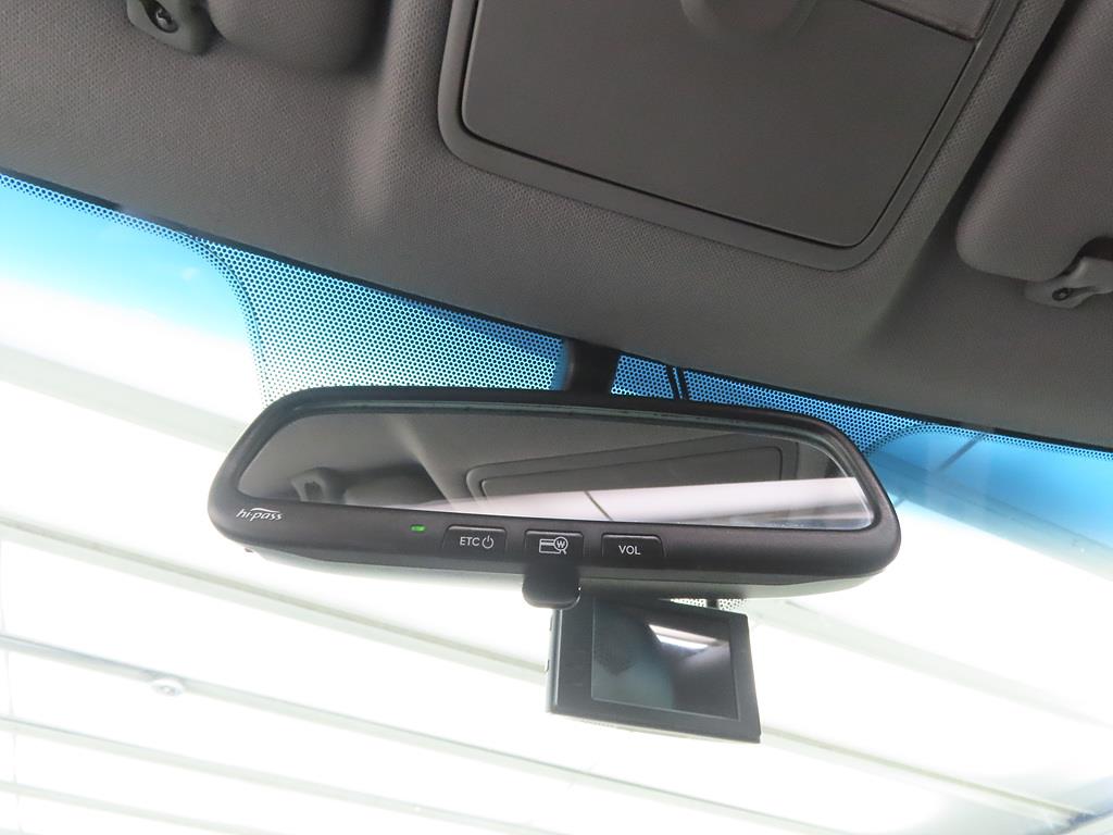 HYUNDAI Accent - Vista 12