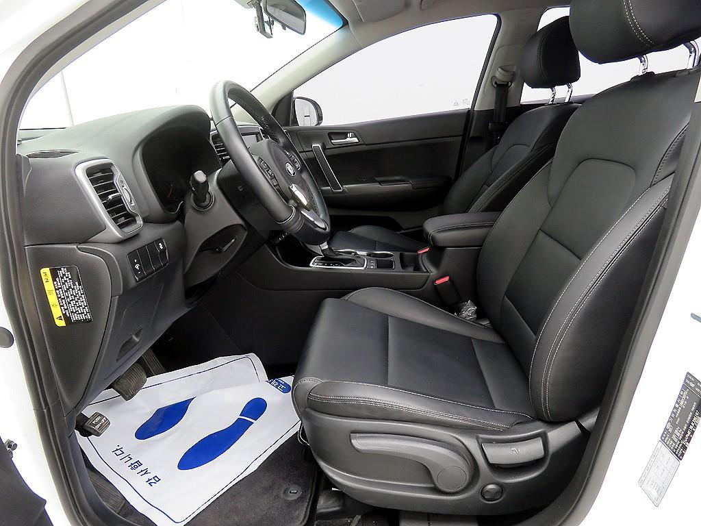 KIA Sportage - Vista 6