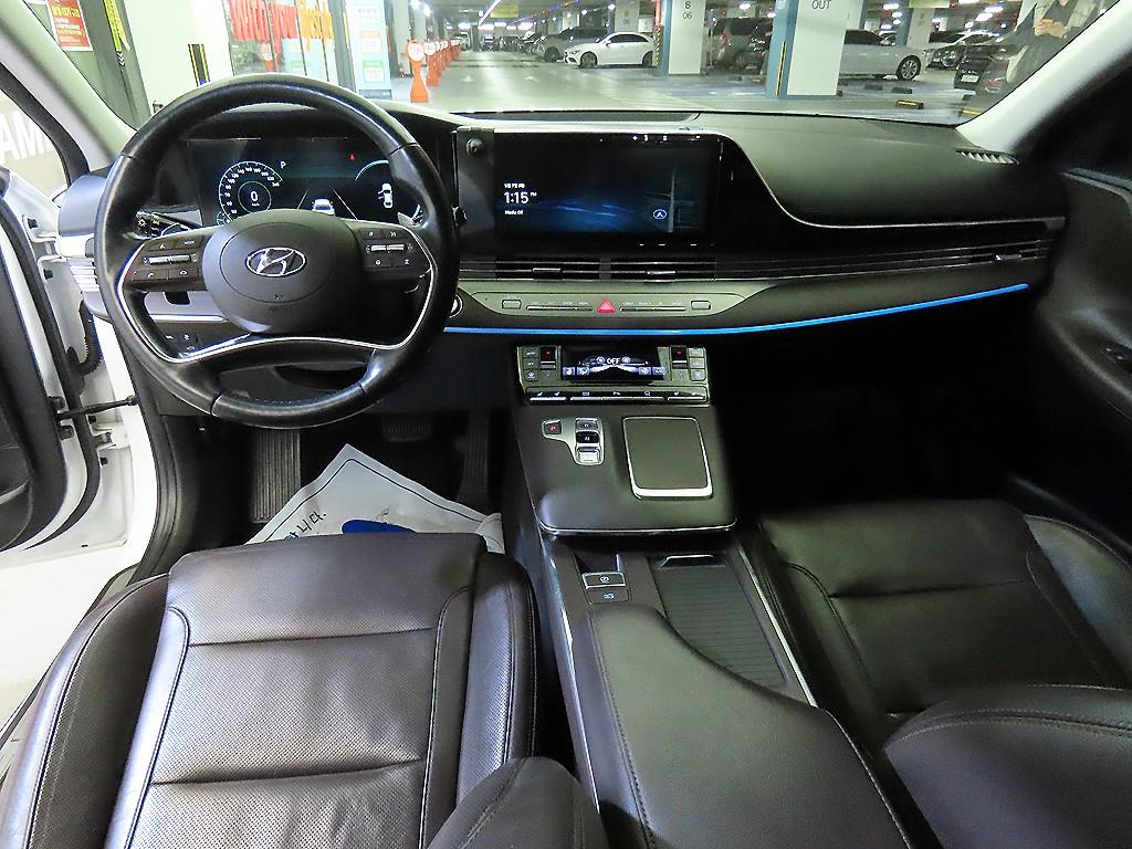 HYUNDAI Grandeur - Vista 10