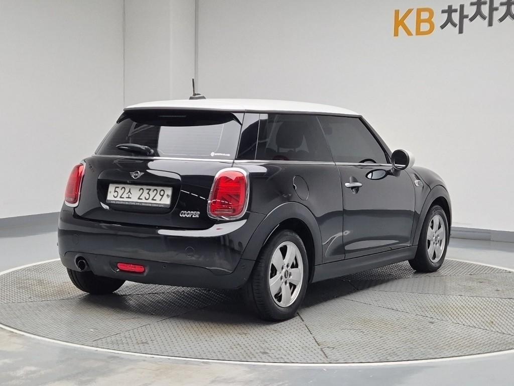 Mini Cooper - Vista 4