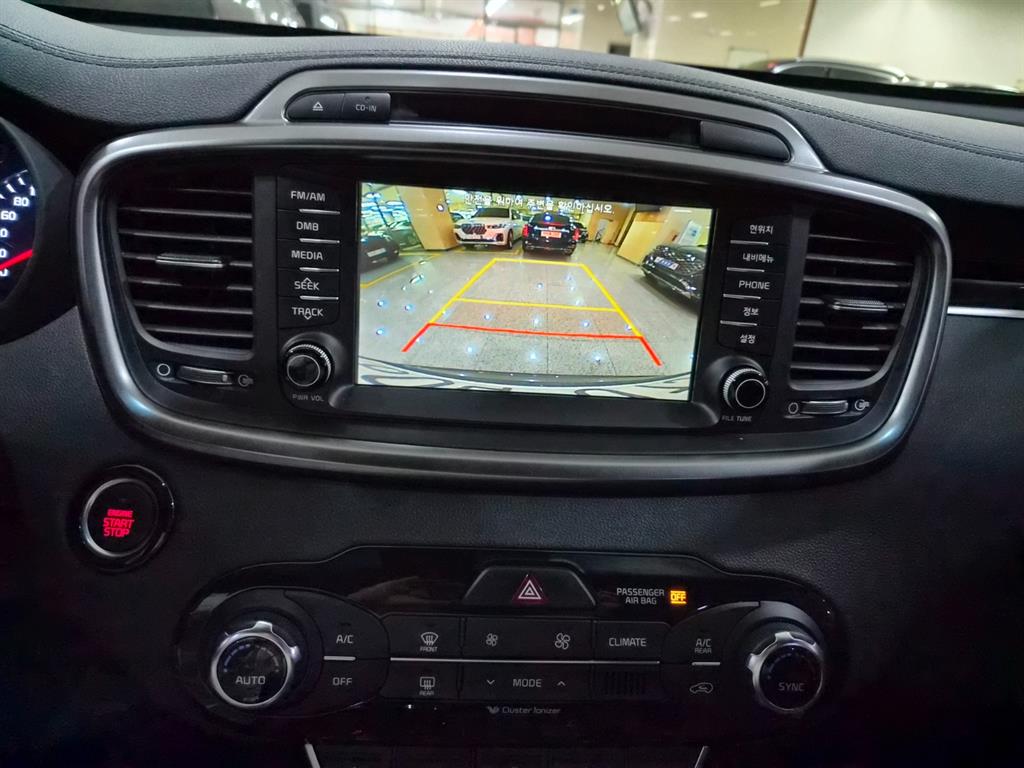 KIA Sorento - Vista 11