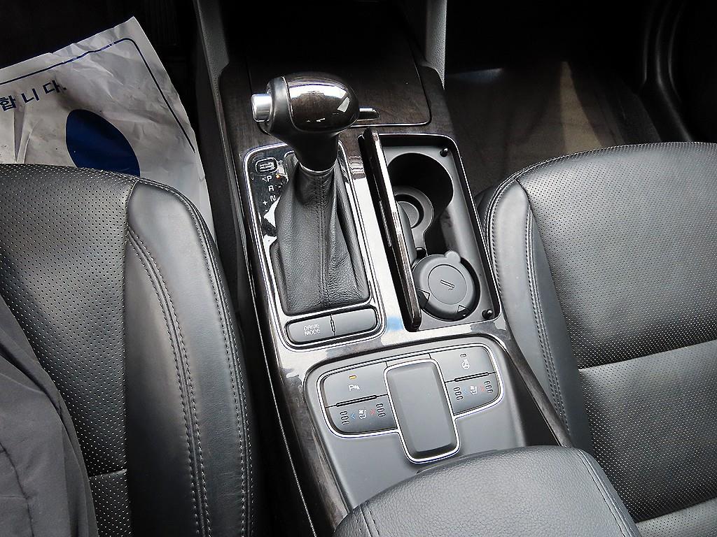 KIA K7 - Vista 10