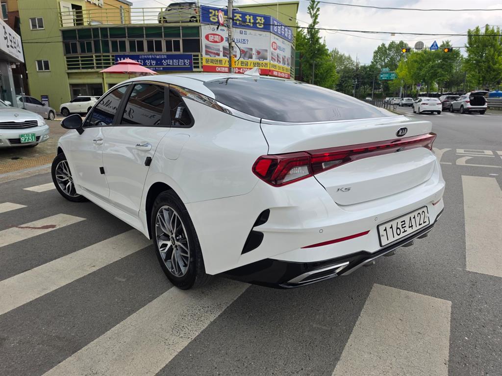 KIA K5 - Vista 4