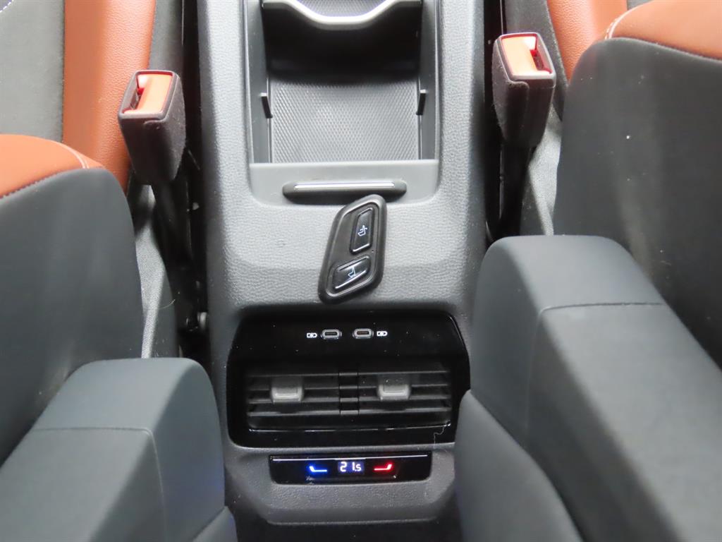 Volkswagen ID.4 2023 Blanco - Importación desde Corea - HF Imports Iquique - Foto 13