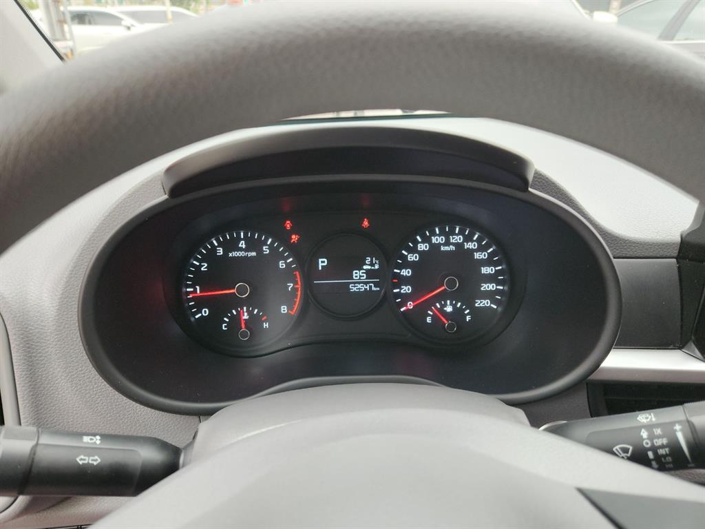 KIA Morning - Vista 11