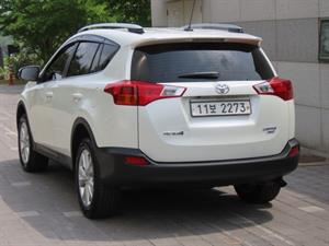 Toyota RAV4 - Vista 8