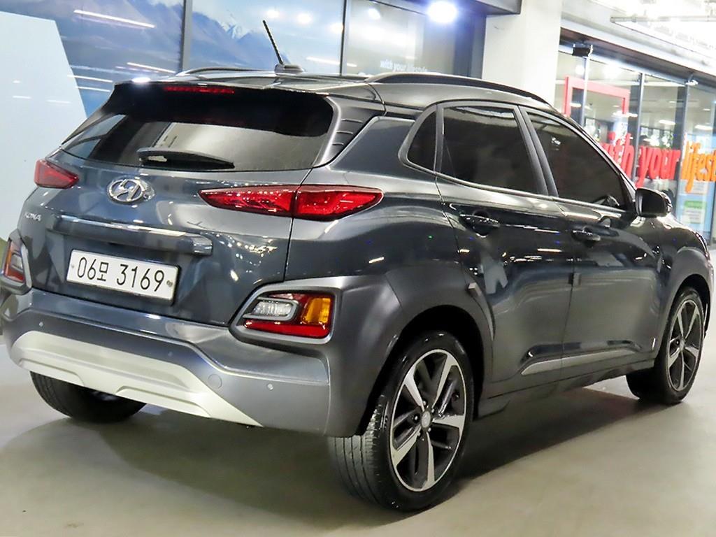 HYUNDAI Kona - Vista 4