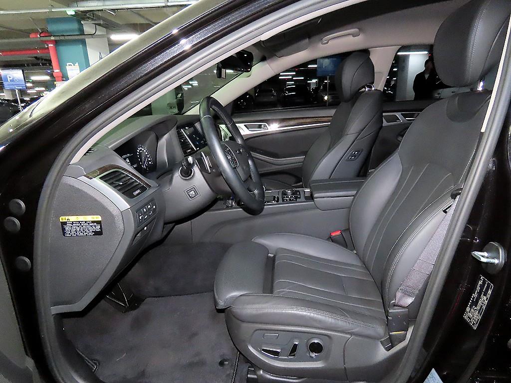 Genesis G80 - Vista 6