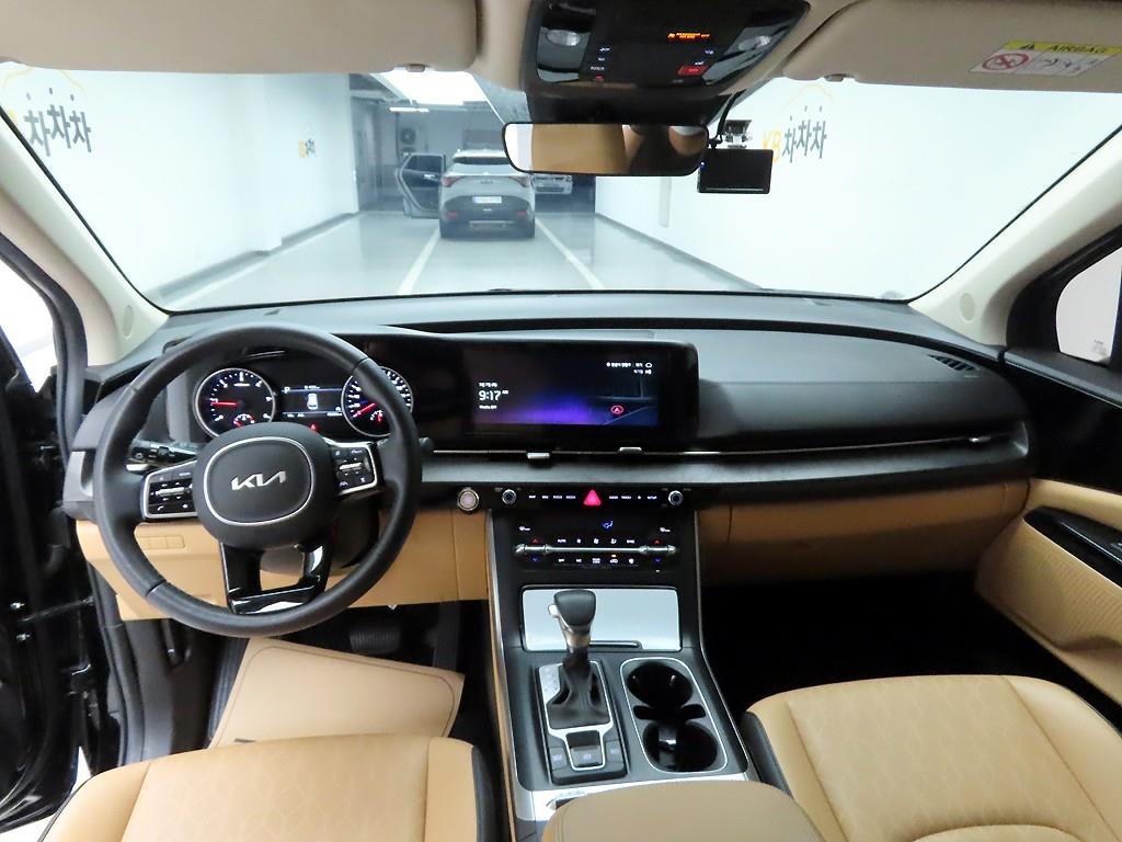 KIA Carnival - Vista 7
