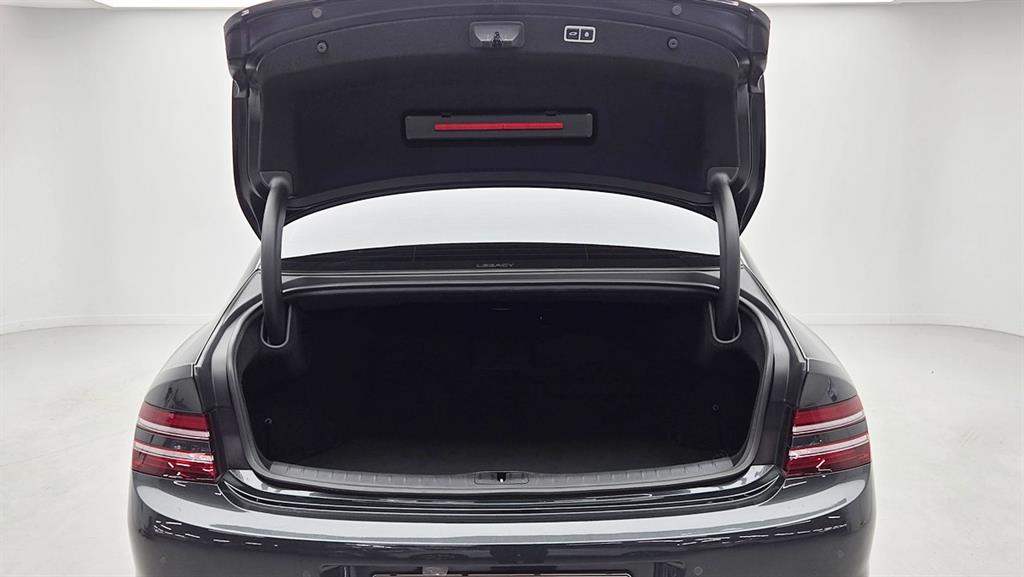 Genesis G80 - Vista 12