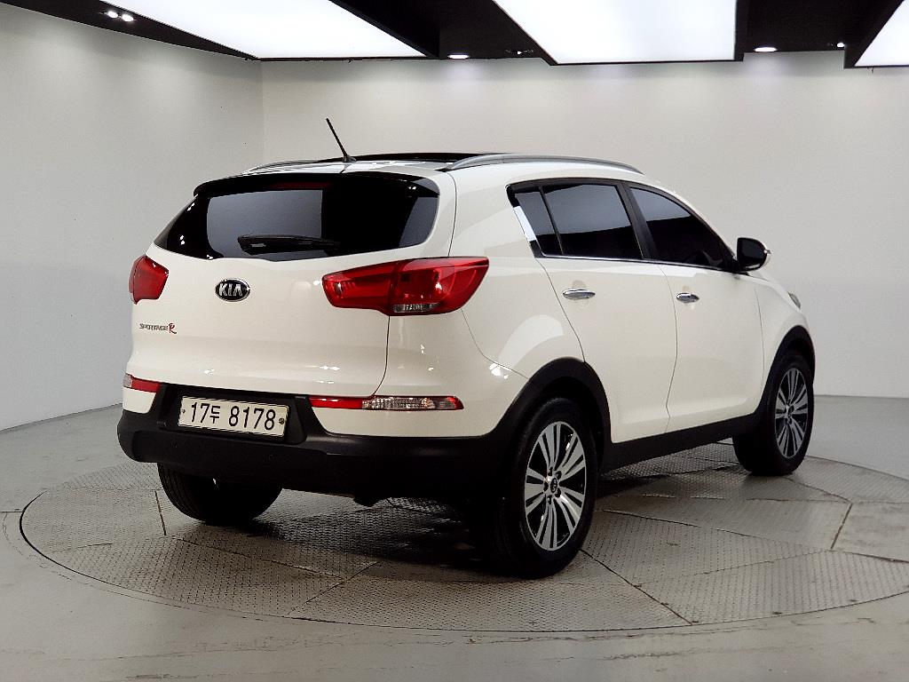 KIA Sportage - Vista 4