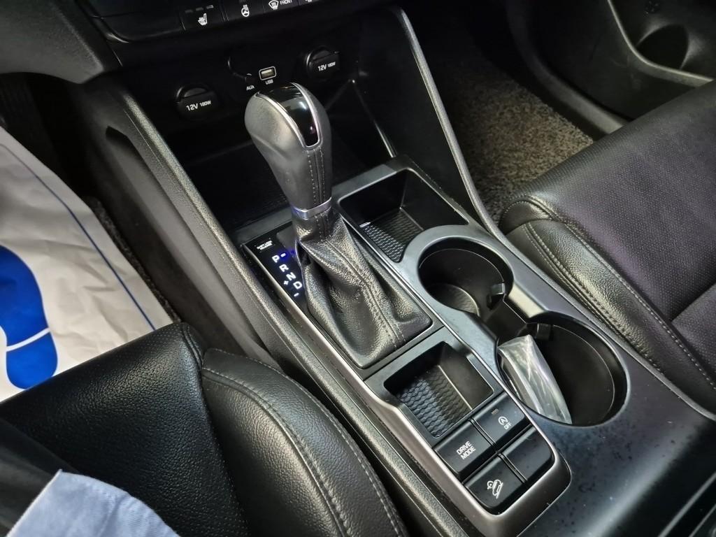 HYUNDAI Tucson - Vista 7