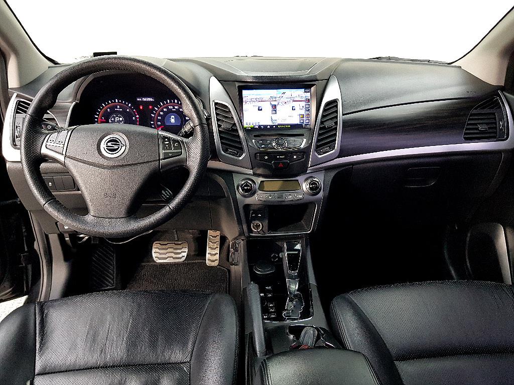 Ssangyong Korando - Vista 5