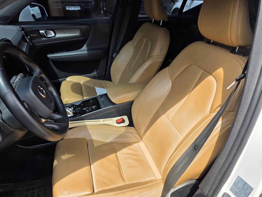 Volvo XC40 - Vista 6