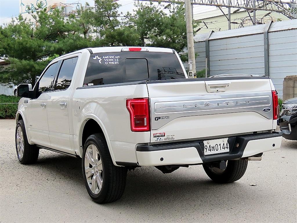 Ford F-Series - Vista 3