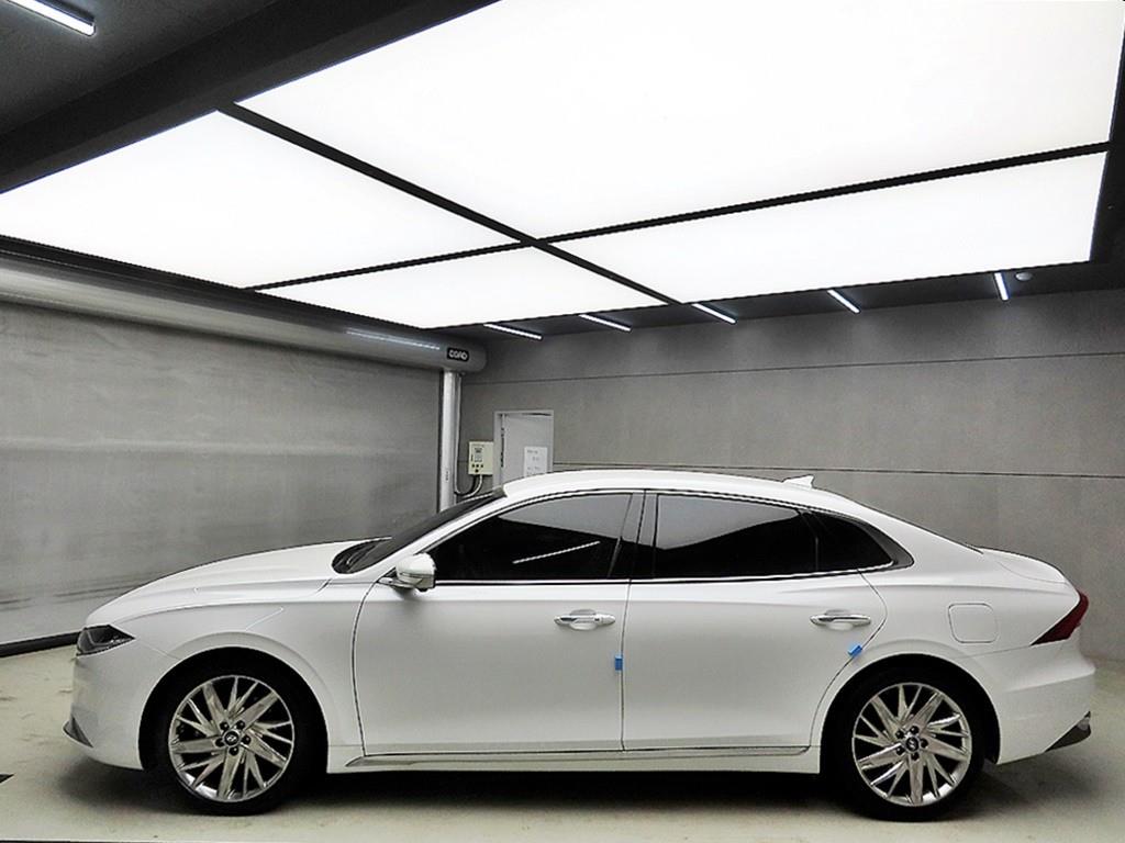 HYUNDAI Grandeur - Vista 4