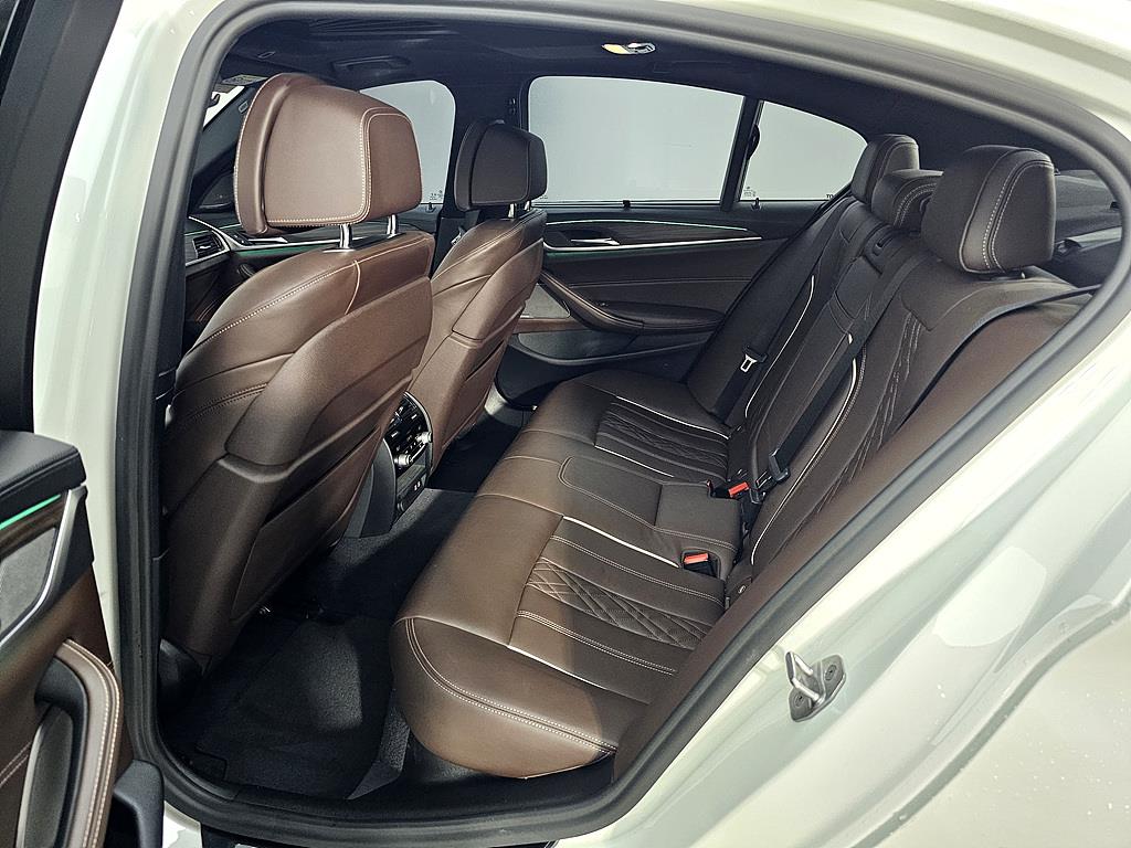 BMW 5 Series - Vista 9