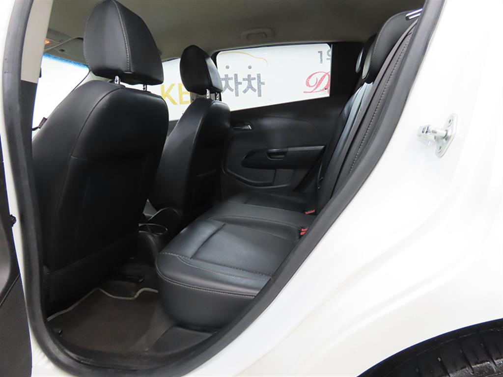 Chevrolet Abeo - Vista 6