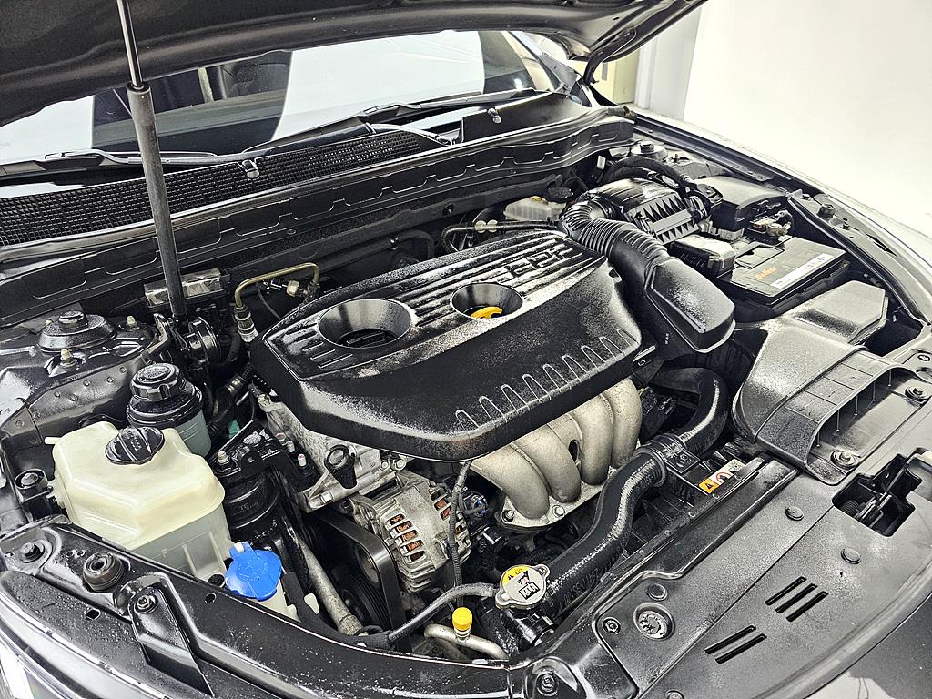 KIA K5 - Vista 6